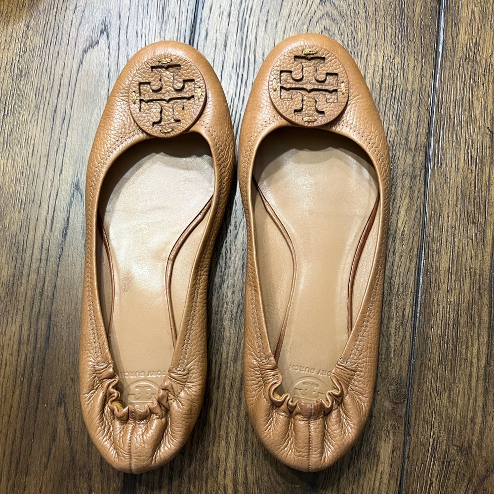Tory Burch Minnie leather logo flats